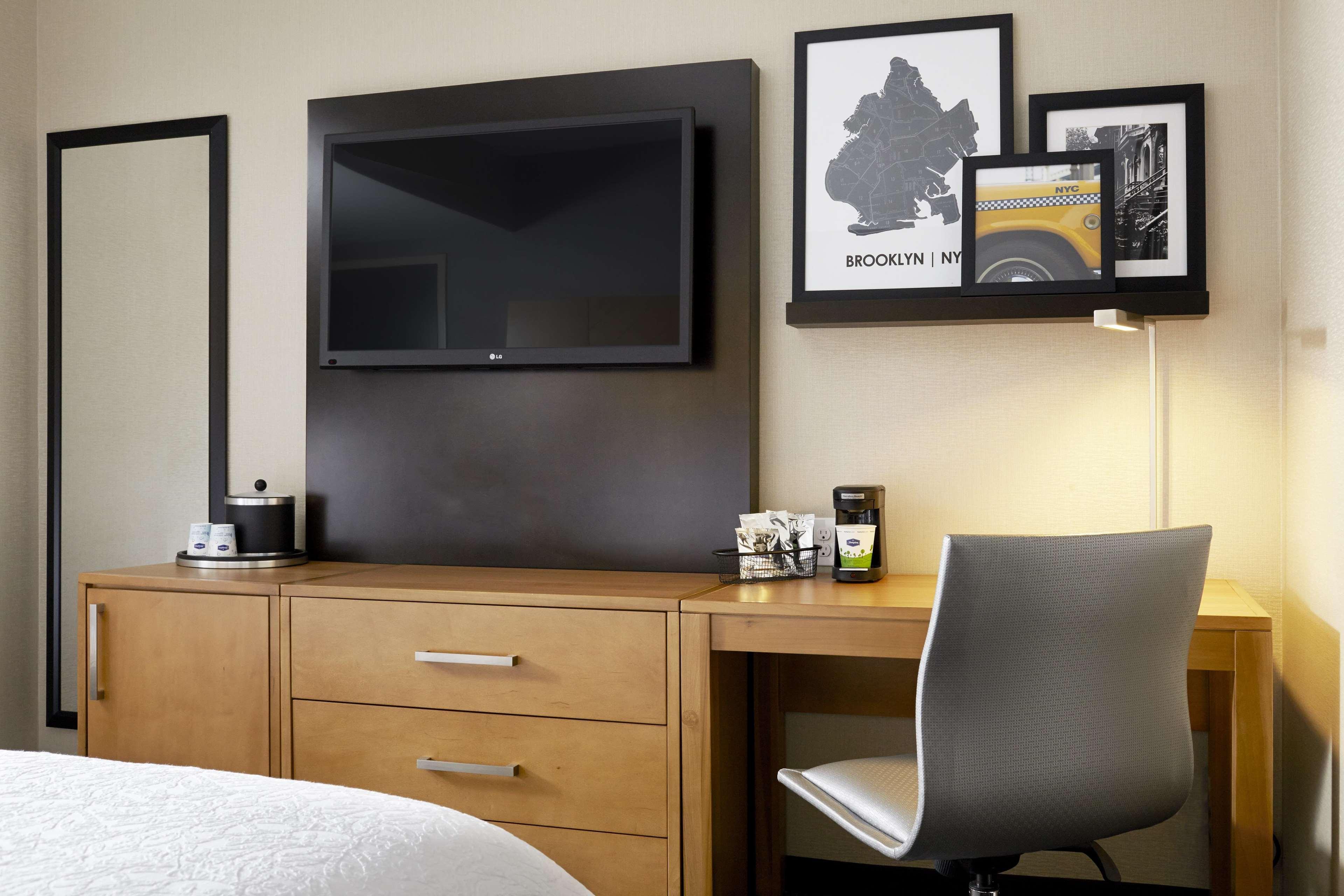 Hampton Inn Brooklyn Downtown Нью-Йорк Екстер'єр фото