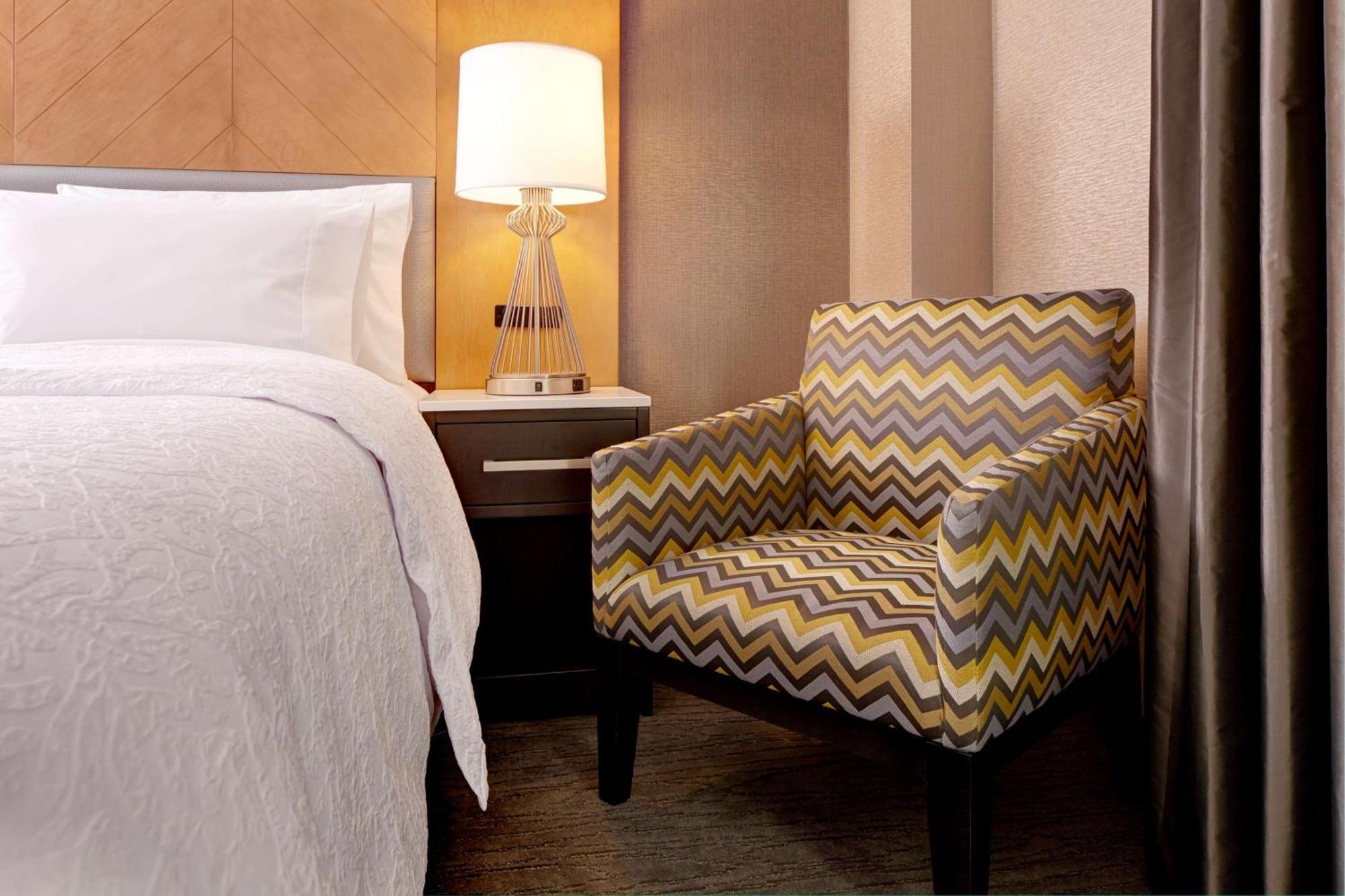 Hampton Inn Brooklyn Downtown Нью-Йорк Екстер'єр фото